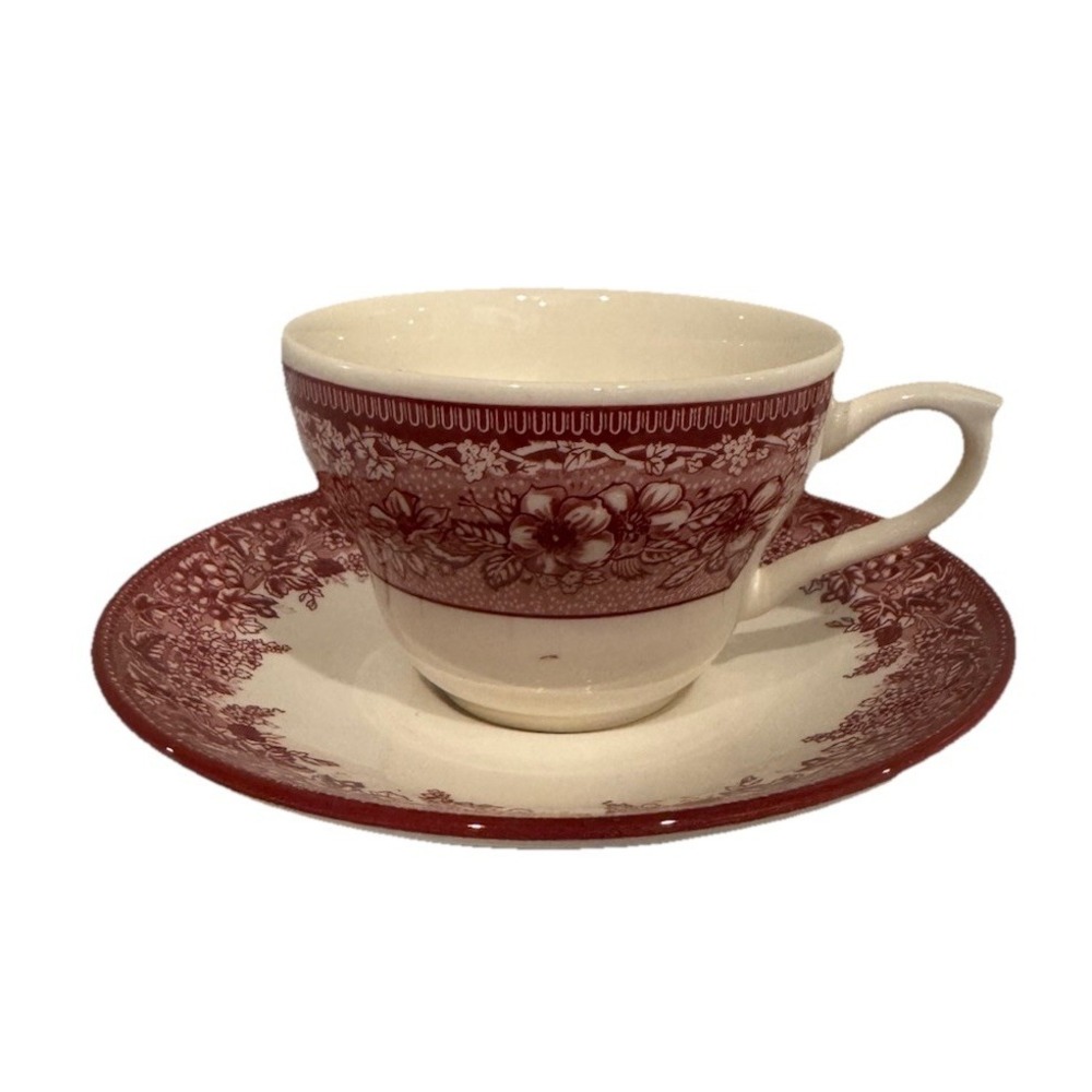 Wedgwood‎ & Sons Williams Sonoma Mayfair Cup & Saucer 2 3/4" Red White Free Ship
